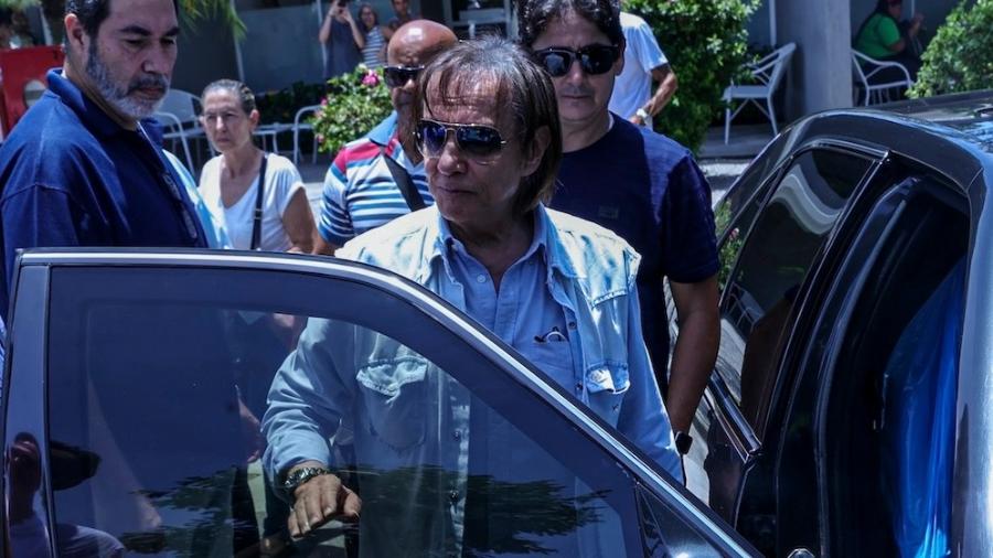 Roberto Carlos se despediu da à irmã Norma Braga Roberto Carlos se despediu da à irmã Norma Braga