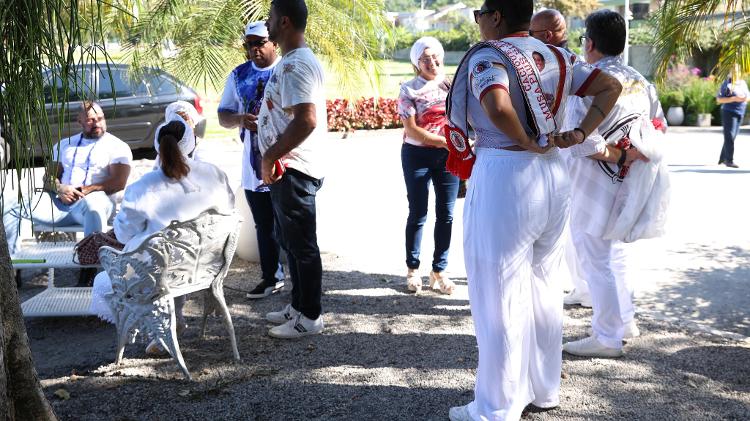 Amigos e familiares no velório de Bira Presidente Amigos e familiares no velório de Bira Presidente