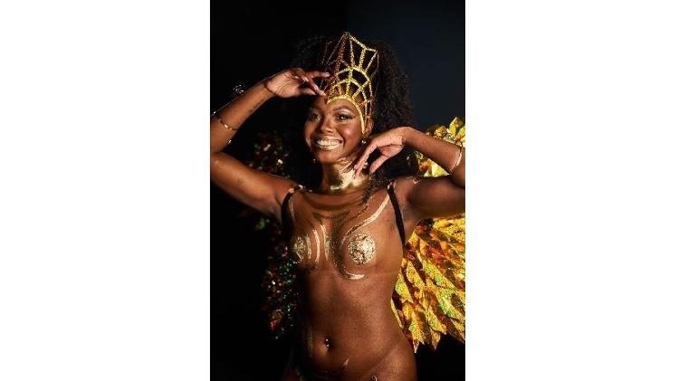 Thuane de Oliveira Rozario Werneck Maria Ribeiro, candidata a rainha do Carnaval 2025