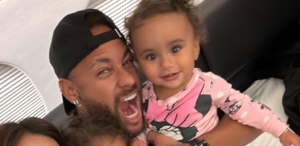 Neymar diz que bebê nasce em dezembro e brinca sobre próximo filho