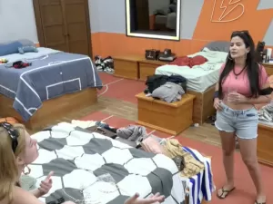 Vanessa discute aos gritos e Camila aponta jogo sujo: 'É a melhor jogadora'