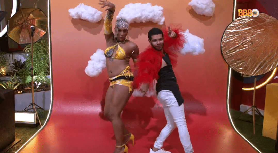 BBB 22: Linn da Quebrada e Vyni posam na festa da líder - Reprodução/Globoplay