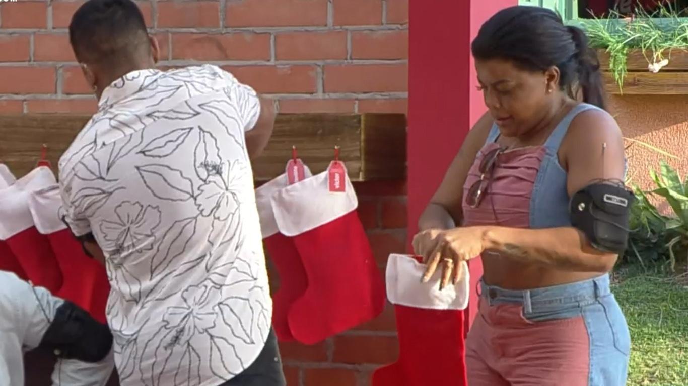 A Fazenda 2021: Tati Quebra Barraco e Tiago se reencontram - Reprodução/Playplus