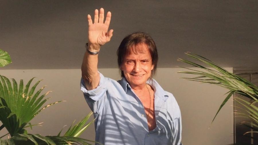O cantor Roberto Carlos testou positivo para covid-19 - Daniel Delmiro / AgNews