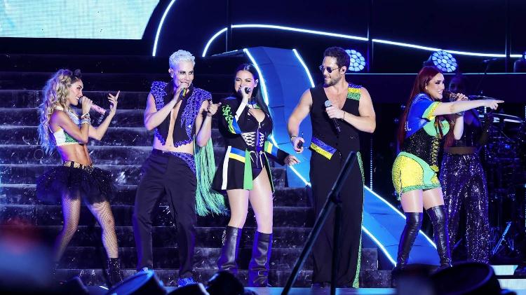 RBD durante apresentação da Soy Rebelde Tour, no Brasil
