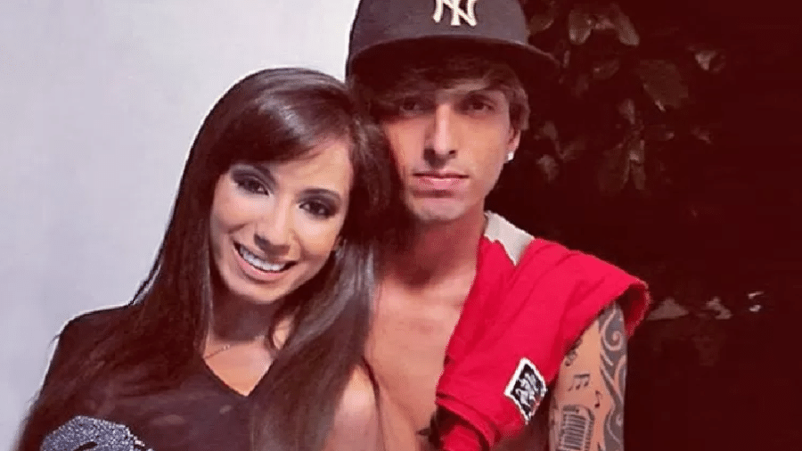 Anitta e Diego Thug namoraram pela primeira vez entre 2011 e 2012 Anitta e Diego Thug namoraram pela primeira vez entre 2011 e 2012