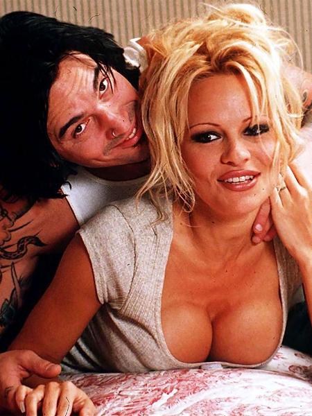 Tommy Lee e Pamela Anderson, quando casados, nos anos 90 - Shutterstock