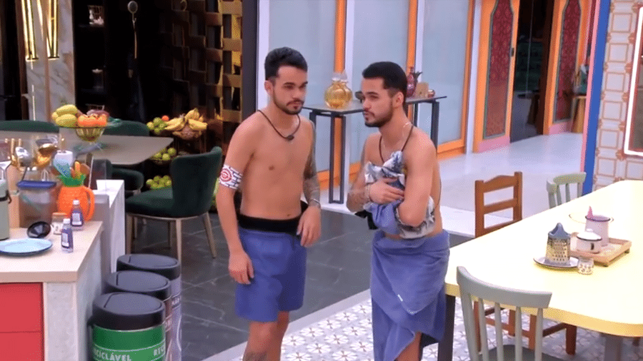 BBB 25: Gêmeos planejam abandonar Quarto Fantástico BBB 25: Gêmeos planejam abandonar Quarto Fantástico