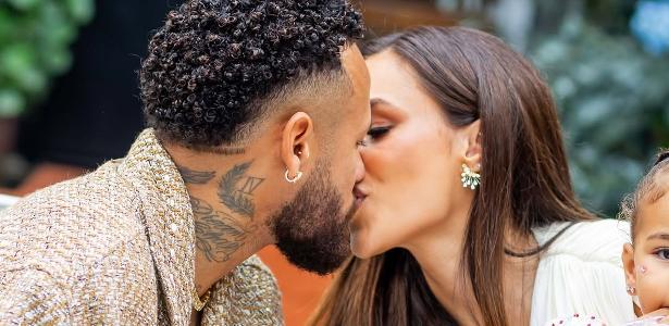 Bruna Biancardi posta foto beijando Neymar em meio a rumores de crise