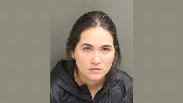 Amanda Vasconcelos, esposa do sertanejo Henrique, foi presa nos EUA