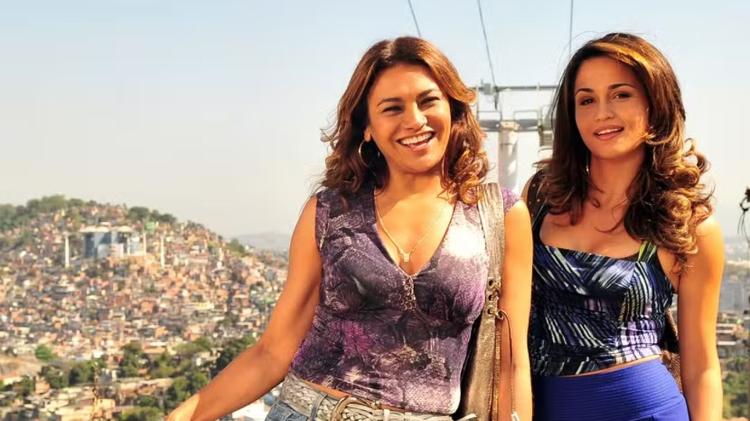 Dira Paes e Nanda Costa em 'Salve Jorge'