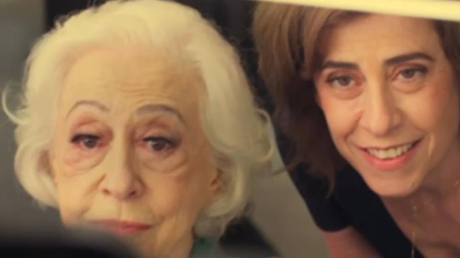 Fernanda Montenegro com a filha Fernanda Torres antes de gravação de campanha publicitária - Reprodução/Instagram @itau