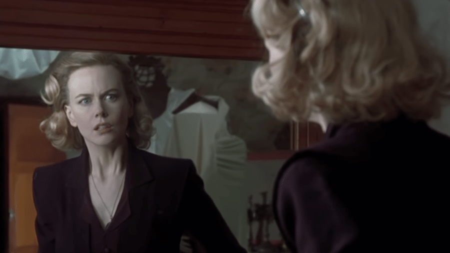 Cena de Nicole Kidman em "Os Outros" - Reprodução / Youtube