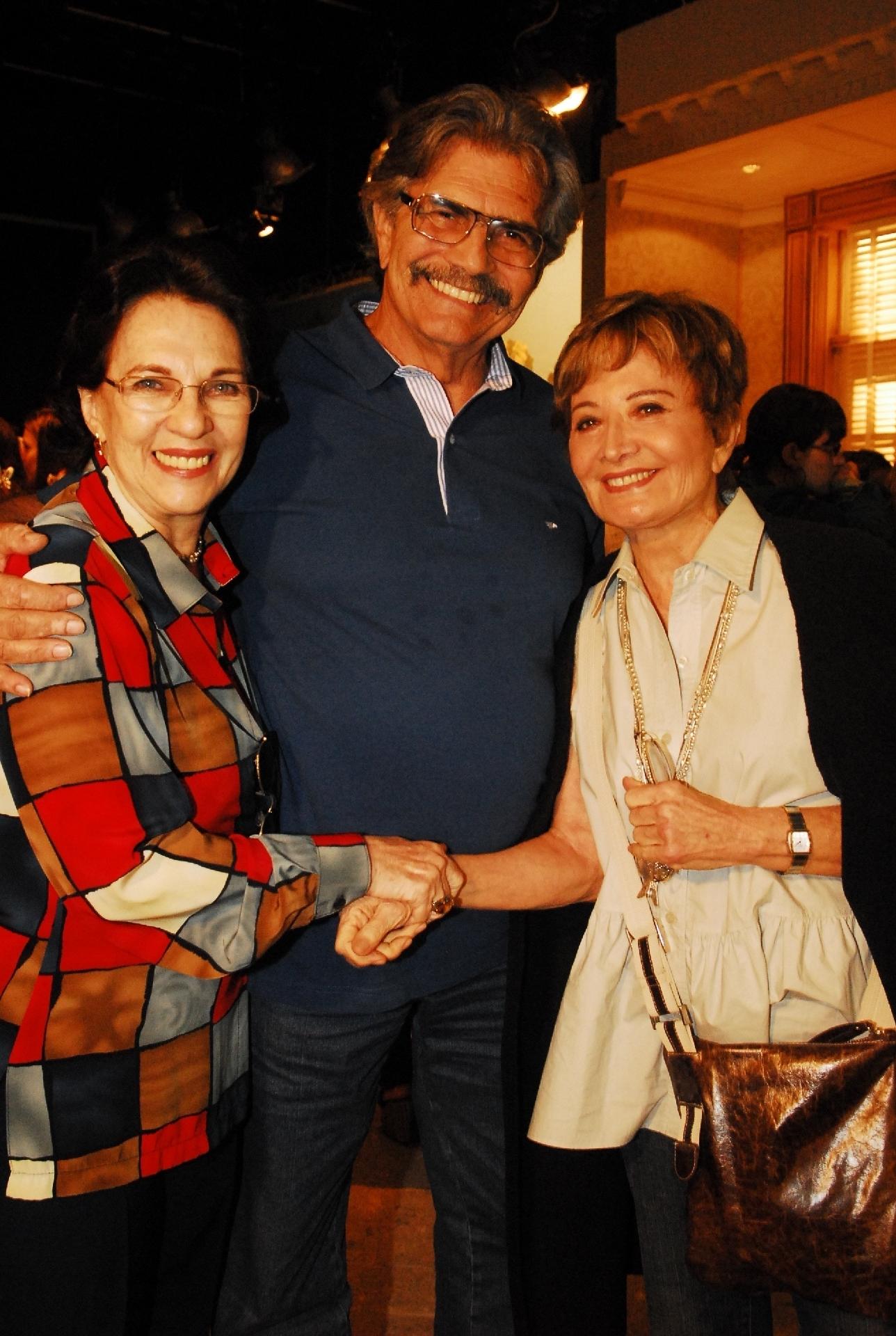 Favorita é apresentada à imprensa com Susana Faini, Tarcísio Meira e Gloria Menezes - João Miguel Júnior/Divulgação