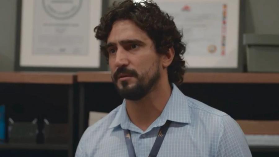 Renato Góes é Ivan em "Vale Tudo" - Reprodução/Globo