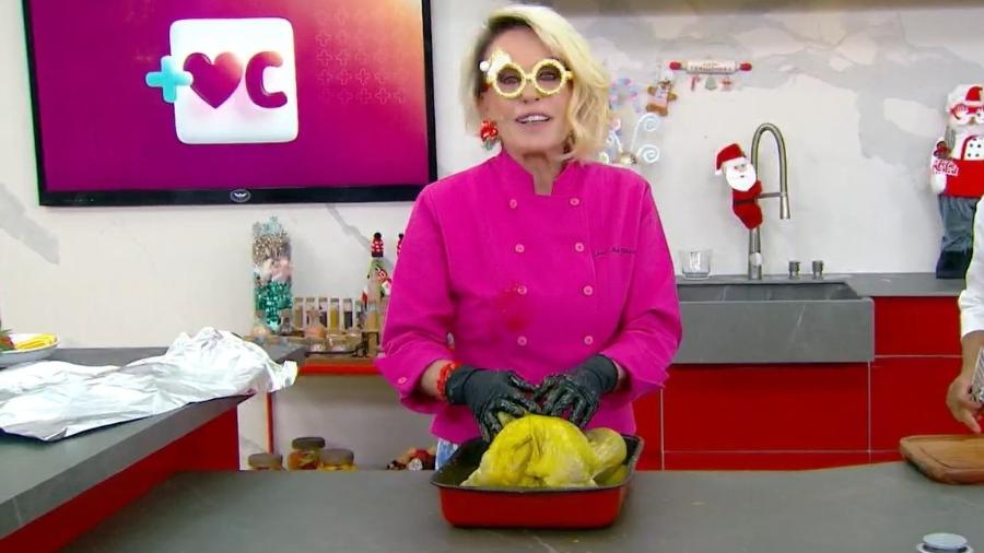 Ana Maria Braga prepara peru como receita natalina, mas a gente não sabe lidar com trocadilhos - Reprodução/TV Globo