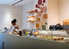 Rosewood São Paulo ganha novo café com obras de artistas mulheres