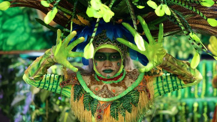 A Império de Casa Verde apresentou o enredo  "Fafá, a Cabocla Mística em Rituais da Floresta"