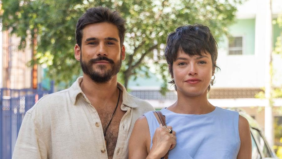 Rudá (Nicolas Prattes) e Luma (Agatha Moreira) em "Mania de Você" - Beatriz Damy/Globo