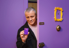 Comercial de Matt LeBlanc para o Nubank teve roteirista de 'Friends'; saiba os bastidores