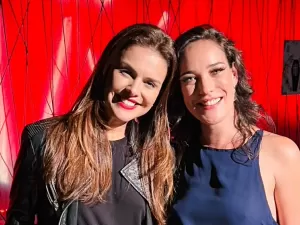 Paloma Bernardi e Adriana Birolli posam juntas 15 anos após 'Viver a Vida'