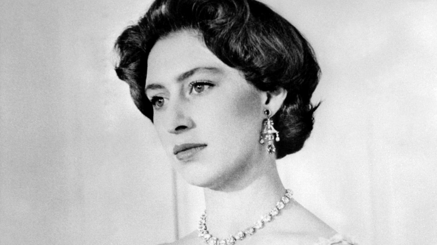 A princesa Margaret era irmã mais nova da rainha Elizabeth 2ª