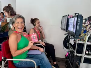 Gloria Pires faz estreia como diretora em 'Sexa'; filme inicia as gravações