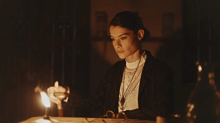 Jânia (Alinne Moraes) em 'Guerreiros do Sol'