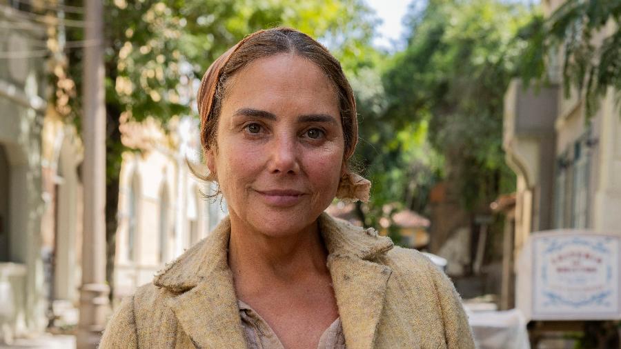 Zulma (Heloisa Périssé) em "Êta Mundo Mlehor" - Fábio Rocha/Globo