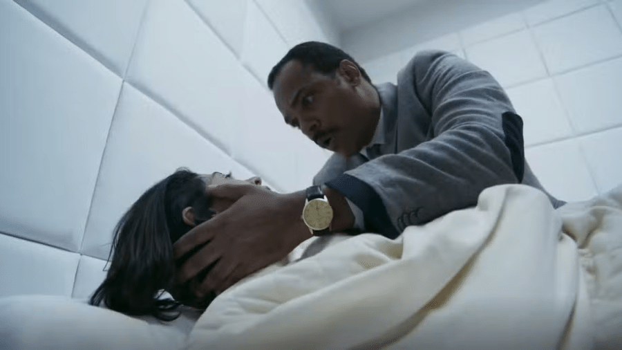 Clarice (Carol Castro) e Gregório (Rocco Pitanga) em "Garota do Momento" - Divulgação/Globo