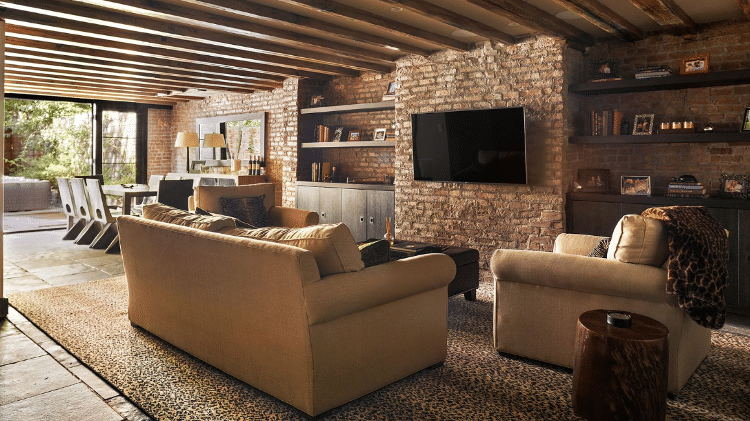 Sala de estar da casa que Gisele Bündchen colocou à venda Sala de estar da casa que Gisele Bündchen colocou à venda