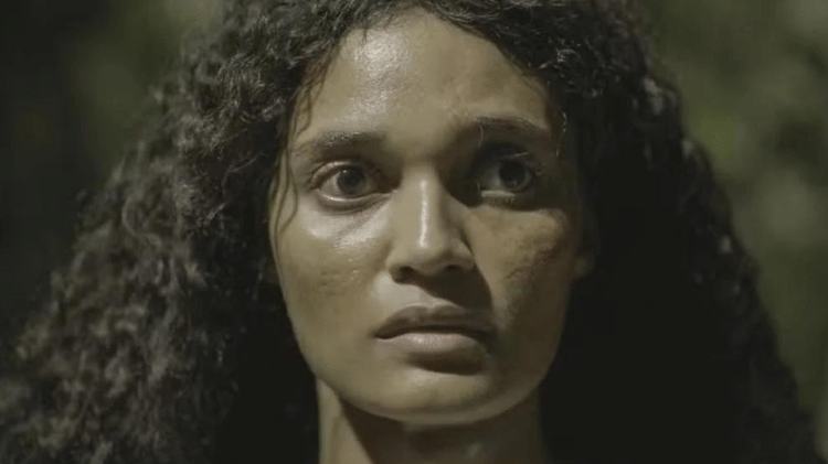 Marianinha (Gabriella Cristina) é a avó de Teca (Lívia Silva) em 'Renascer'