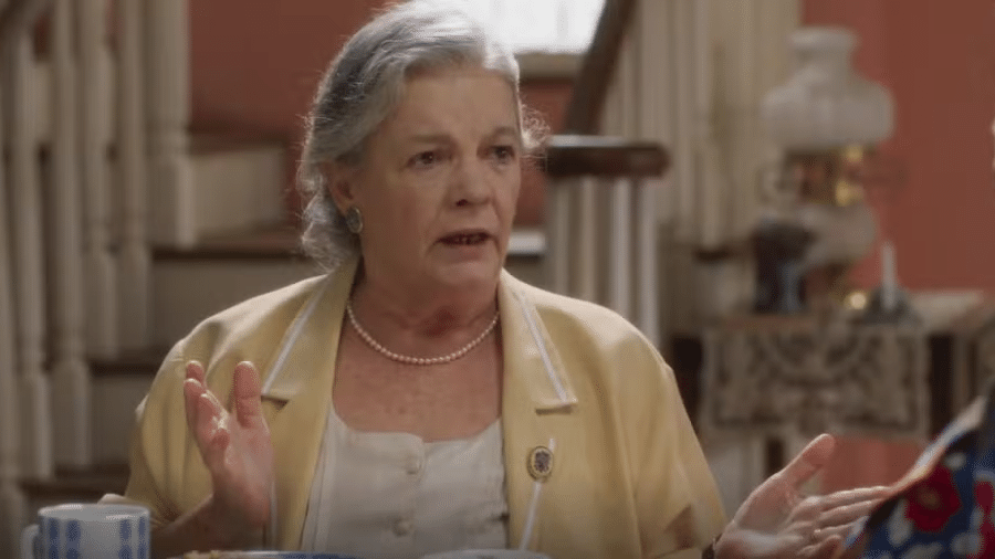 Arlete (Bete Mendes) em "Garota do Momento" - Reprodução/Globo