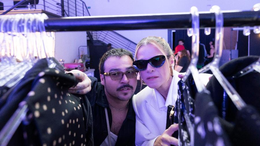 Rafa Chalub e Ingrid Guimarães em 'Perrengue Fashion' Rafa Chalub e Ingrid Guimarães em 'Perrengue Fashion'