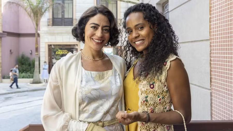 Clarice (Carol Castro) e Beatriz (Duda Santos) em 'Garota do Momento'