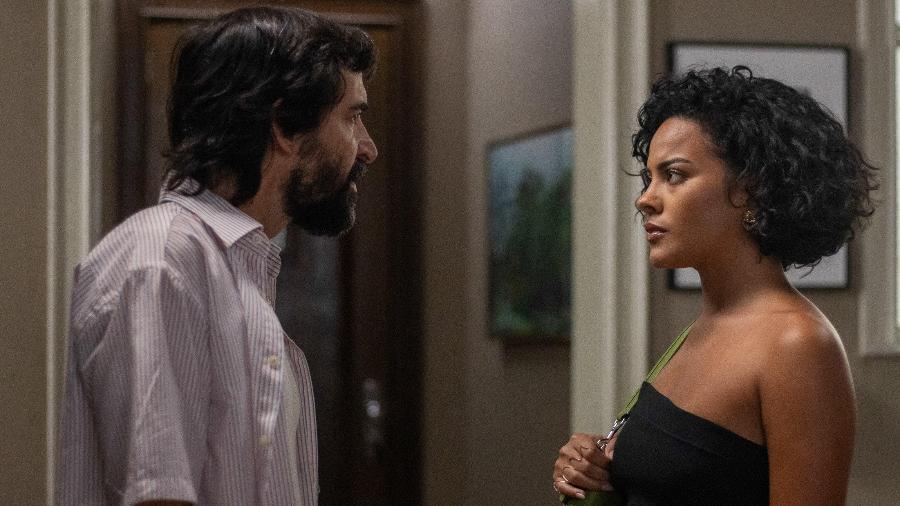 Rubinho (Júlio Andrade) e Maria de Fátima (Bella Campos) em 'Vale Tudo' Rubinho (Júlio Andrade) e Maria de Fátima (Bella Campos) em 'Vale Tudo'