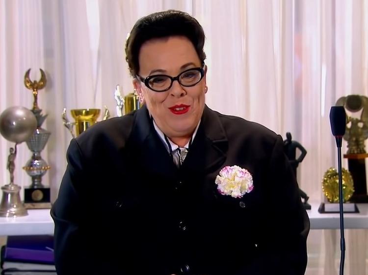 Noemi Gerbelli viveu diretora do colégio da novela do SBT - Reprodução/YouTube