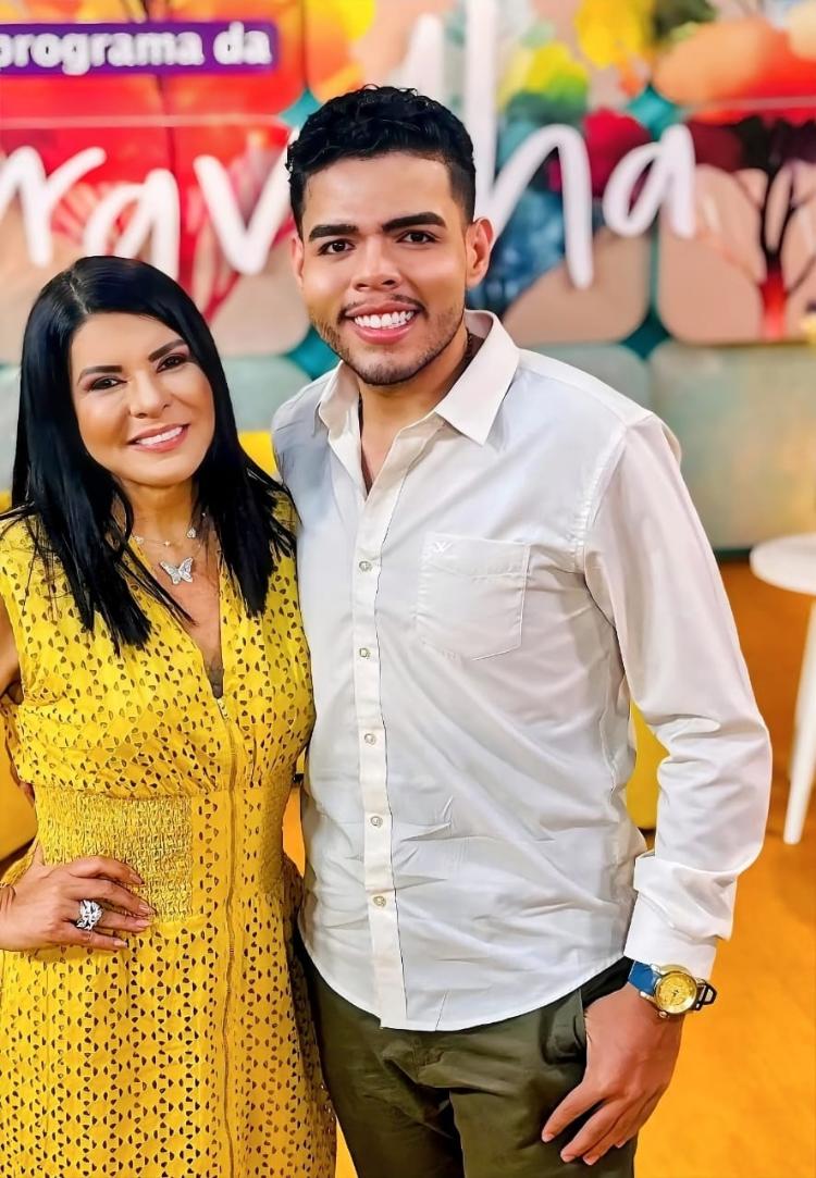 Mara Maravilha e Wilson Ramos