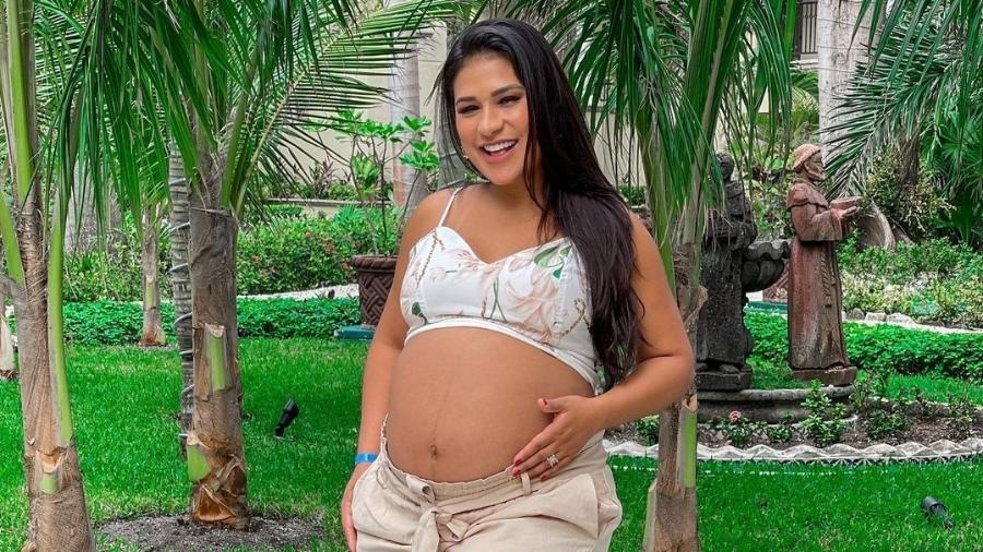 Simone mostra barrigão de gravidez em Cancun - Reprodução/Instagram