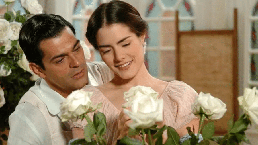 Rafael (Eduardo Moscovis) e Luna (Liliana Castro) em 'Alma Gêmea'