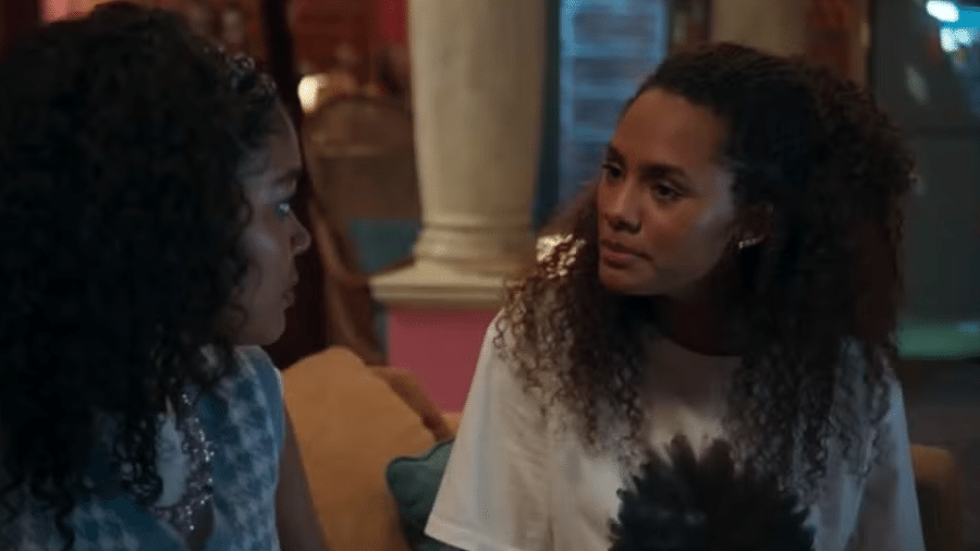 Tati (Bia Santana) e Madalena (Jéssica Ellen) em "Volta por Cima" - Divulgação/Globo