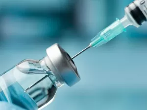 Conheça a vacina atualizada contra Covid-19