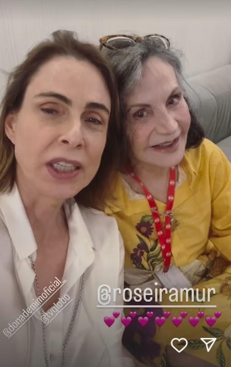 Silvia Pfeifer e Rosamaria Murtinho nos bastidores de 'Dona de Mim' Silvia Pfeifer e Rosamaria Murtinho nos bastidores de 'Dona de Mim'