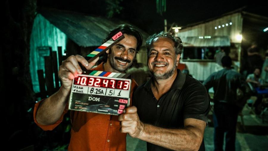 Flávio Tolezani e Breno Silveira no set da série "Dom". O cineasta dirigiu a primeira temporada da série da Amazon Prime Video - Divulgação