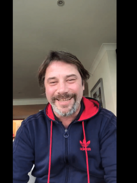 Jay Kay publicou um vídeo no Twitter - Reprodução / Twitter