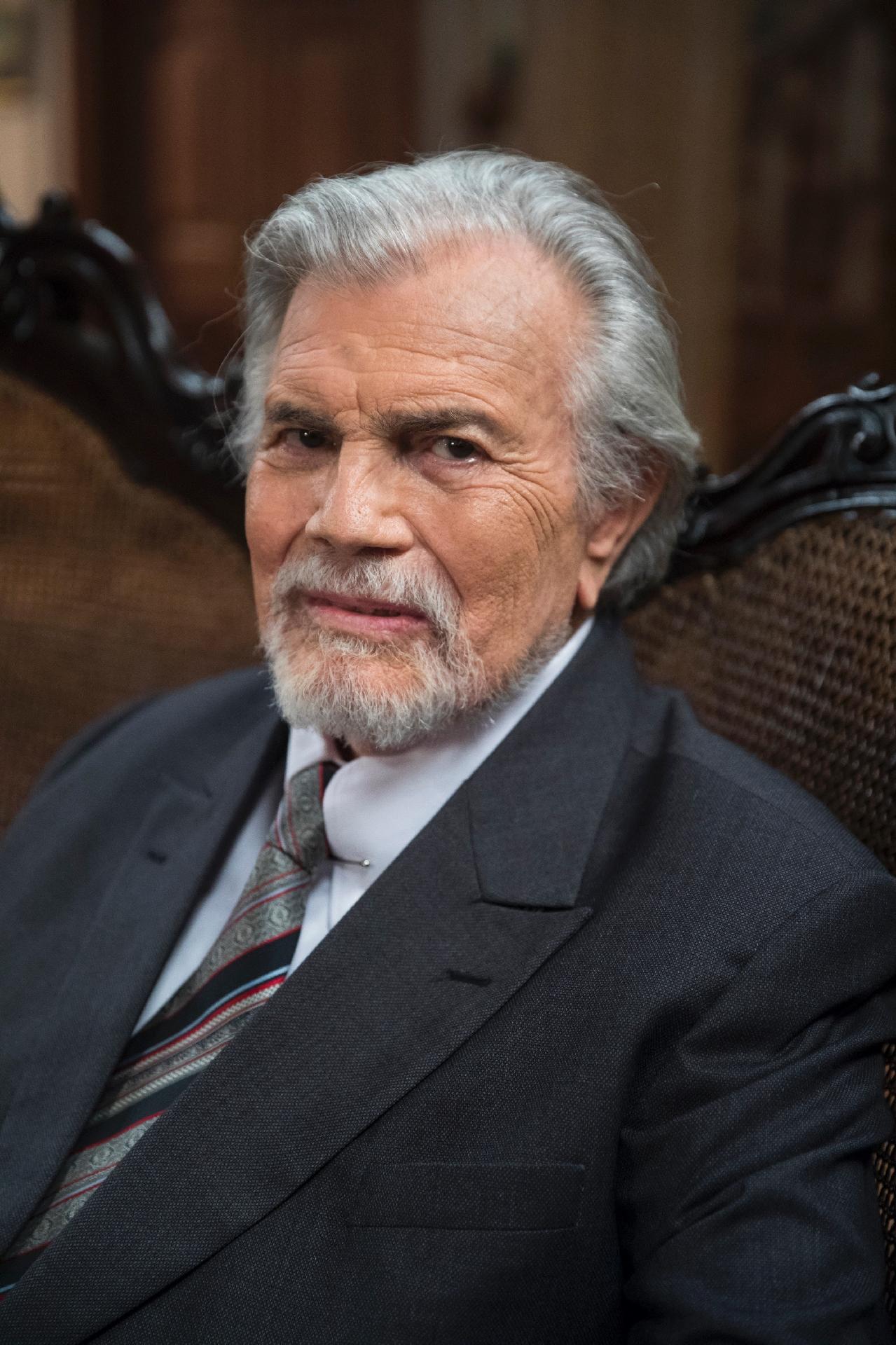 Lorde Williamson chega ao Vale do Café para vigiar Darcy, em "Orgulho e Paixão" - João Miguel Júnior/Divulgação