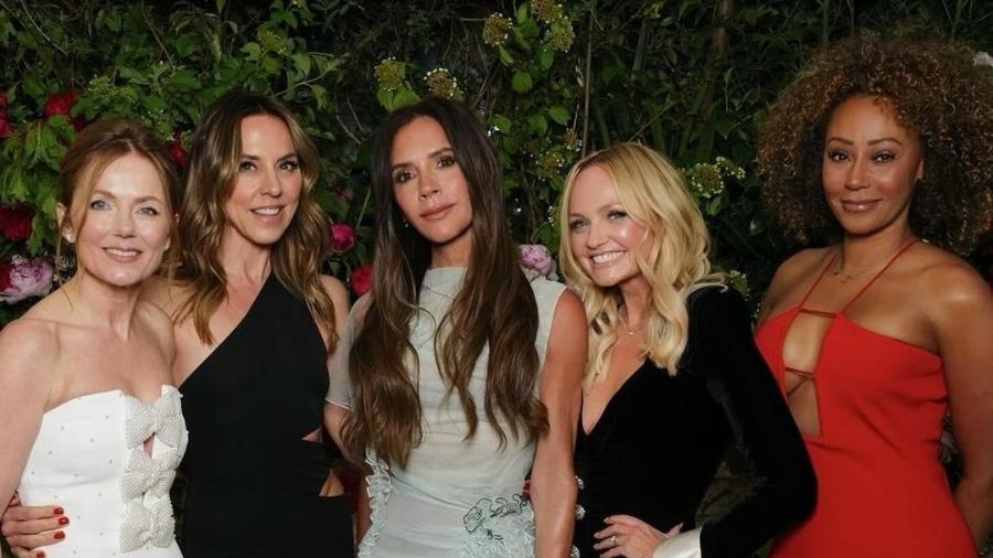 Ex-Spice Girls reunidas no aniversário de Victoria Beckham - Reprodução/Instagram/@victoriabeckham