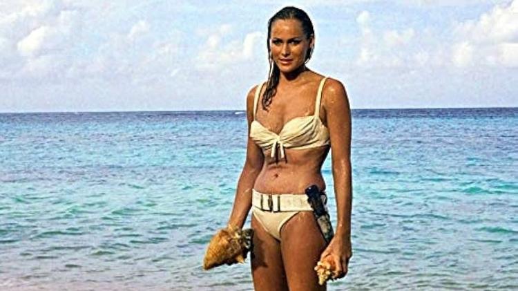 Ursula Andress como Honey Ryder em '007 contra o Satânico Dr. No' (1962)