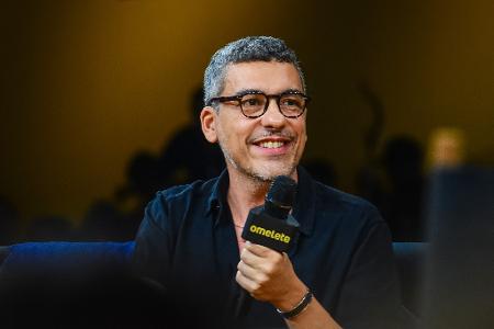 Diretor Daniel Rezende participa de painel no Palco Omelete, na CCXP 24