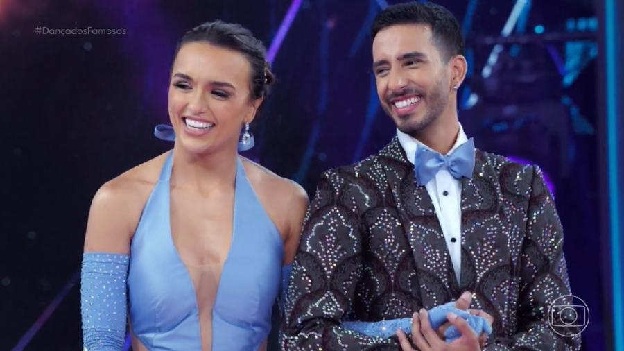 Rafa Kalimann ouviu avaliação da cantora Simone após dançar valsa na "Dança dos Famosos" com Fernando Perrotti - Reprodução/Globo